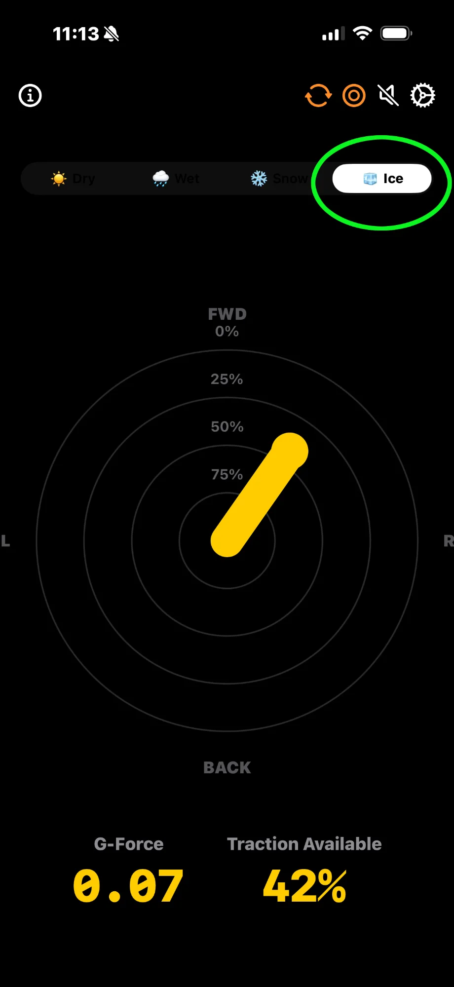 Training Mode - Ice mode with yellow arrow showing 42% traction usage